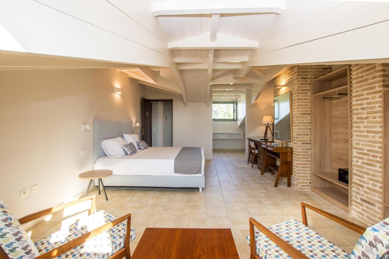 Golden Coast Boutique - Luxury Living Aparthotel Kypseli Exterior photo
