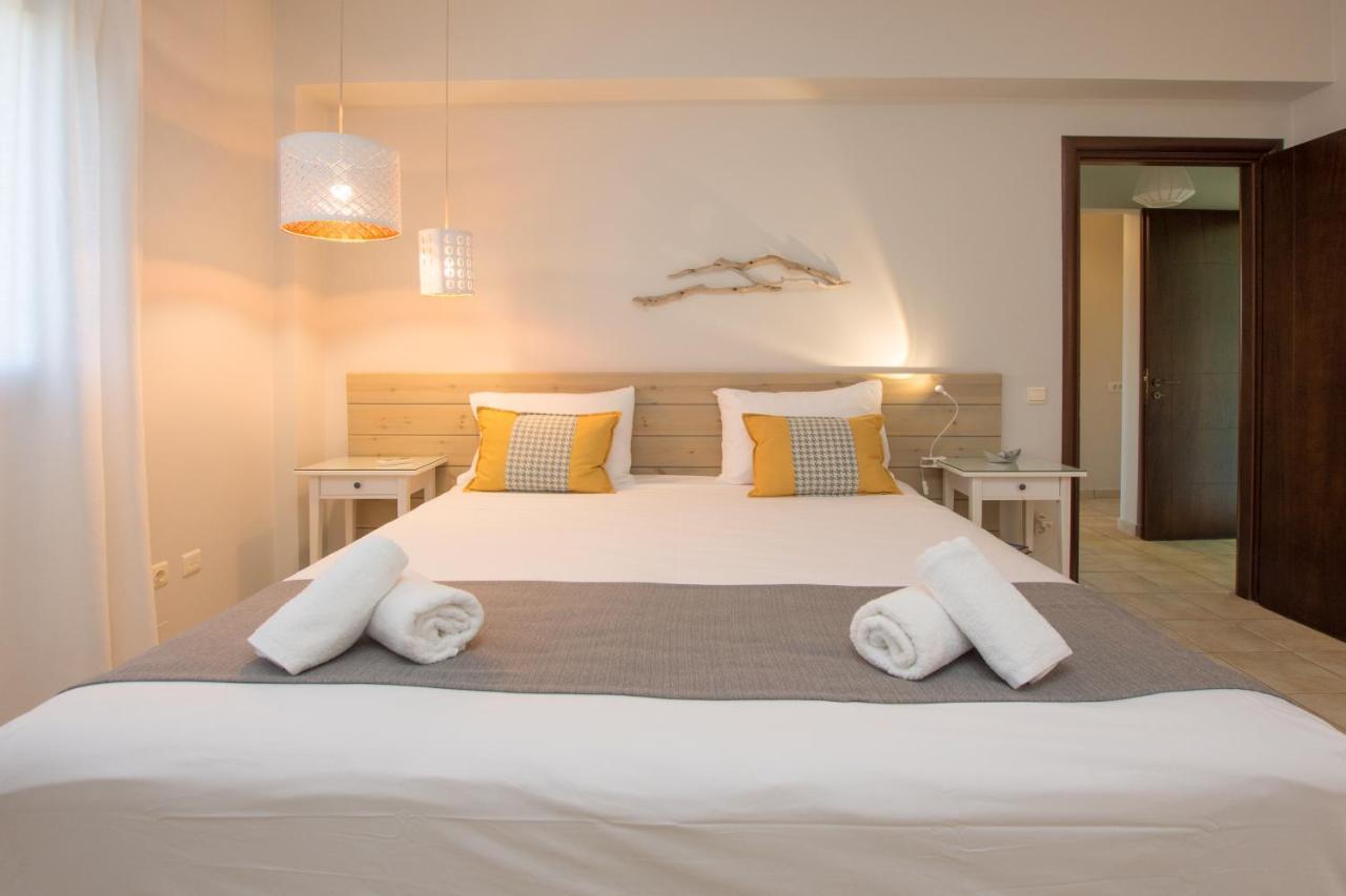 Golden Coast Boutique - Luxury Living Aparthotel Kypseli Exterior photo